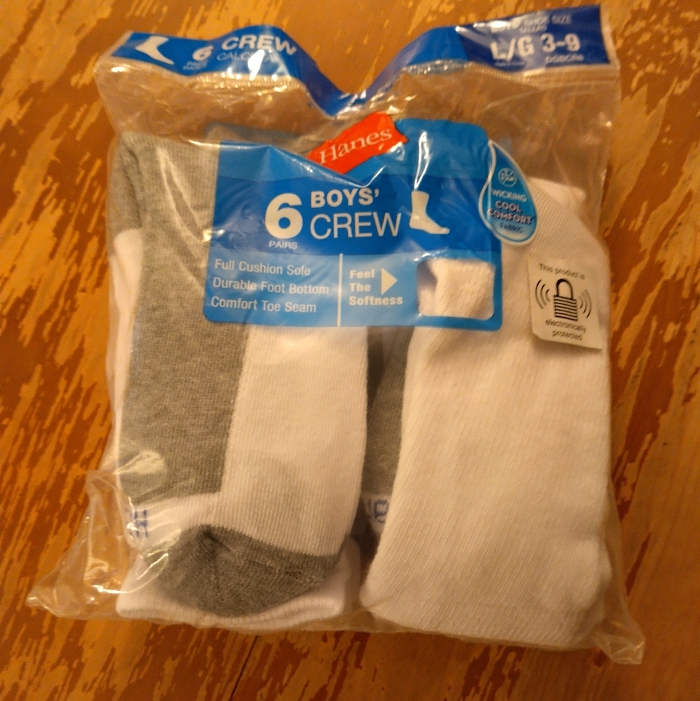 Hanes boys socks 6 pack large